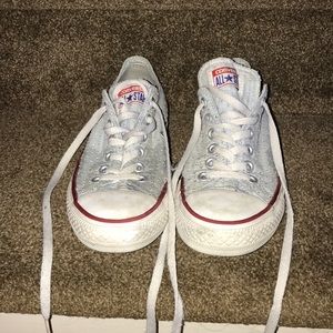 Low rise sky blue eyelet converse